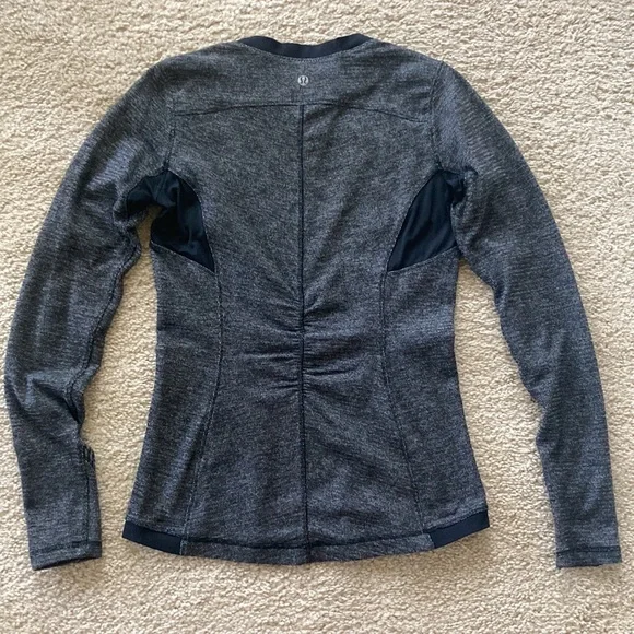 Lululemon Athletica Long Sleeve Pullover - Picture 7 of 9
